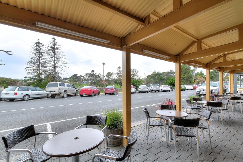 Victoria Hotel Strathalbyn Exterior photo